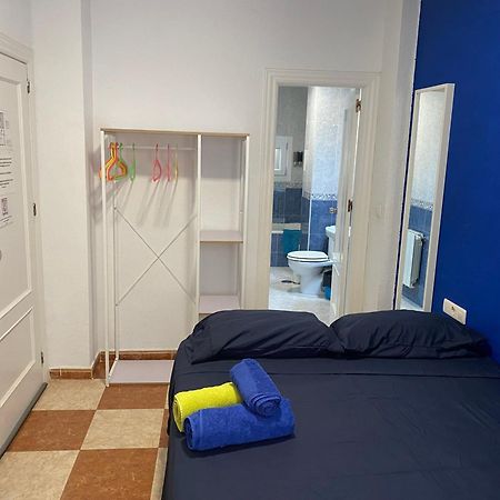 Oh! My Hostel Granada Buitenkant foto