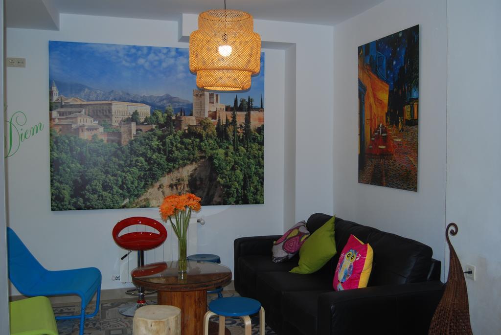 Oh! My Hostel Granada Buitenkant foto