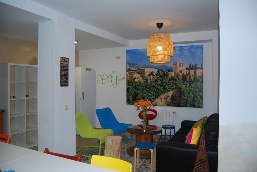Oh! My Hostel Granada Buitenkant foto