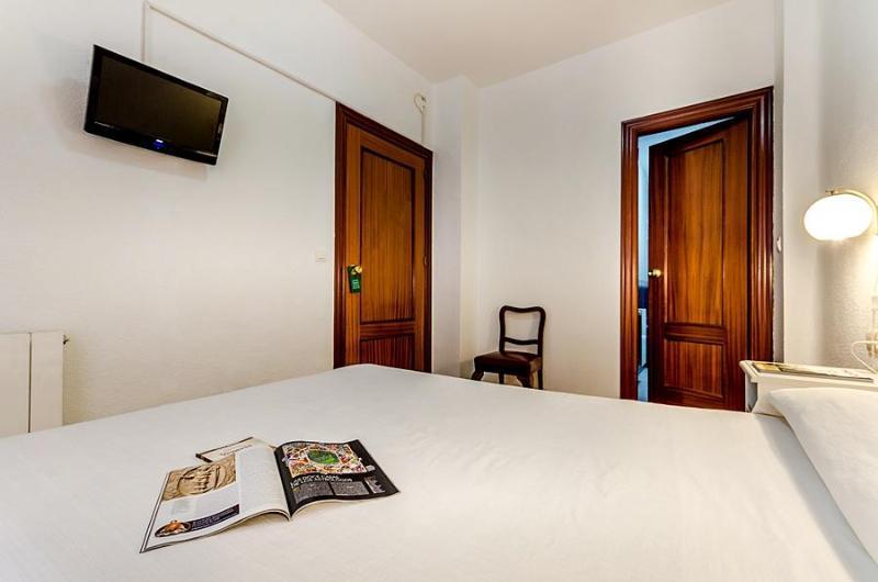 Oh! My Hostel Granada Buitenkant foto